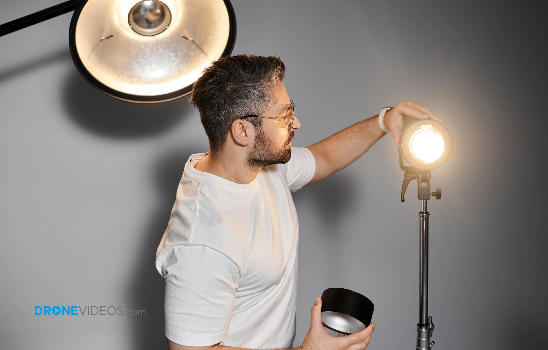 Lighting Gears For Perfect Lit Photo